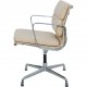 Charles Eames EA-208 softpad stol i lyst læder 2007