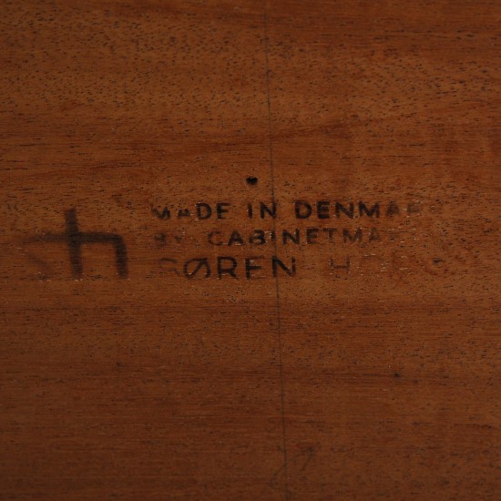 Hans Wegner Cirkulært kina bord i kirsebærtræ 1990'erne