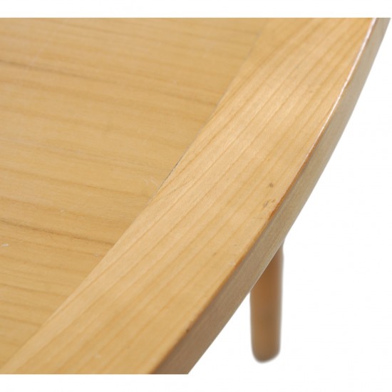 Hans Wegner Cirkulært kina bord i kirsebærtræ 1990'erne