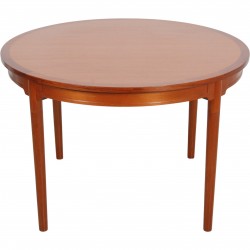 Hans Wegner Circulare China table in mahogany 1980s