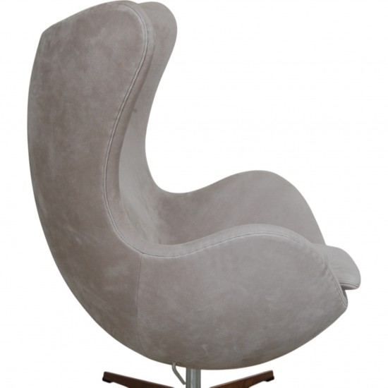 Arne Jacobsen Proto type 60 års Jubilæums Ægget stol