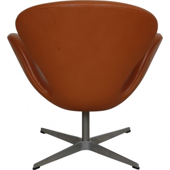 Arne Jacobsen Svanen stol i cognac Classic læder