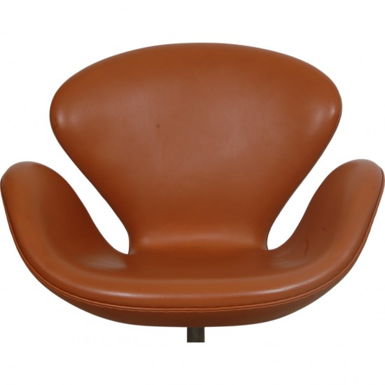 Arne Jacobsen Svanen stol i cognac Classic læder