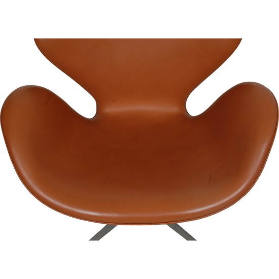 Arne Jacobsen Svanen stol i cognac Classic læder