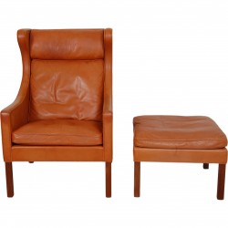 Børge Mogensen Wingchair with ottoman in patinated cognac leather