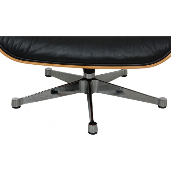 Charles Eames Lounge chair with ottoman in black leather