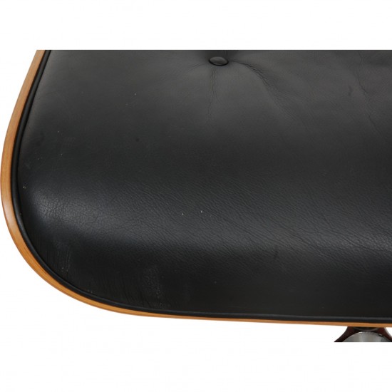 Charles Eames Lounge chair with ottoman in black leather