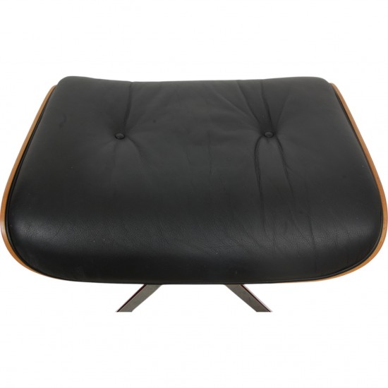 Charles Eames Lounge chair with ottoman in black leather