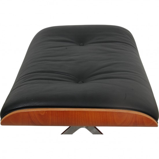 Charles Eames Lounge chair with ottoman in black leather