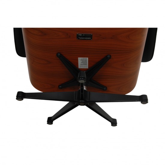 Charles Eames Lounge chair med ottoman i sort læder