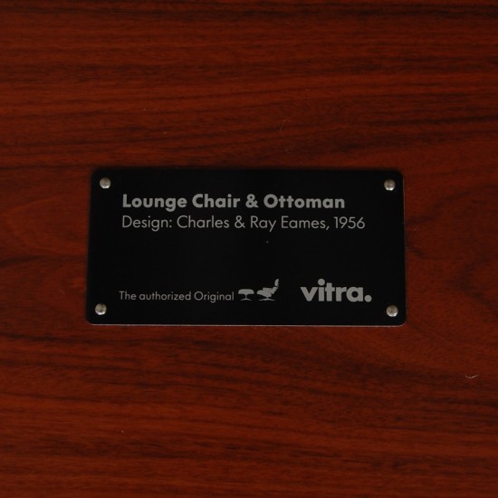 Charles Eames Lounge chair med ottoman i sort læder
