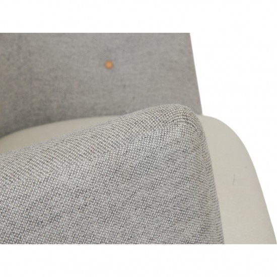 Finn Juhl Poet sofa i gråt Hallingdal stof