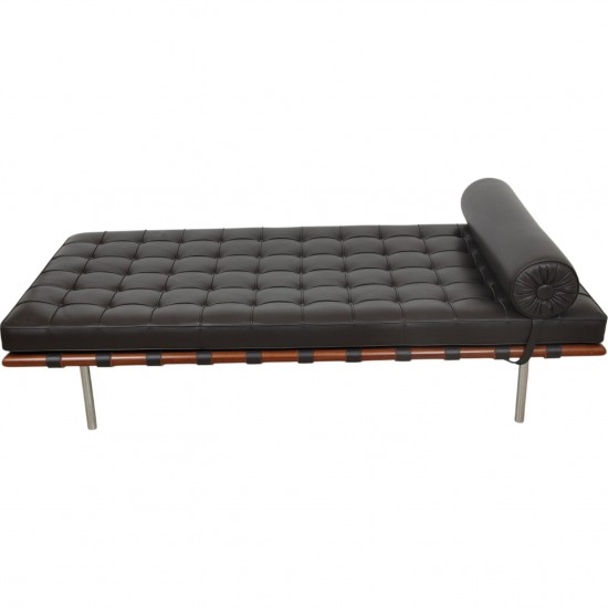 Ludwig Mies van der Rohe Barcelona daybed i brun læder