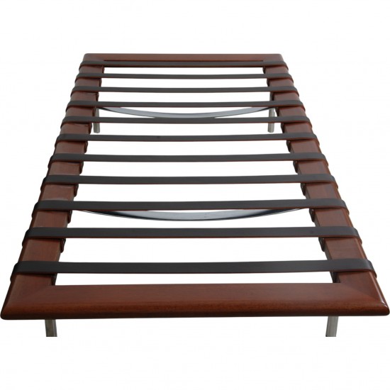 Ludwig Mies van der Rohe Barcelona daybed i brun læder