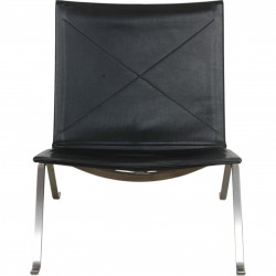 Poul Kjærholm Pk22 chair in black leather aura leather 2002