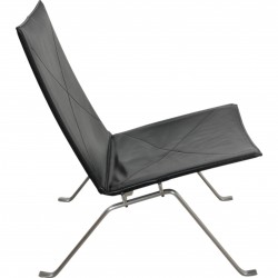Poul Kjærholm Pk22 chair in black leather aura leather 2002