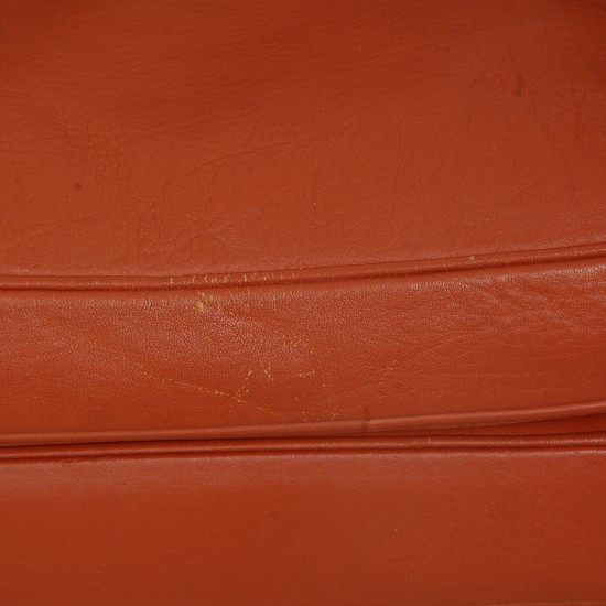 Poul Kjærholm PK-31/1 loungestol i terracotta læder