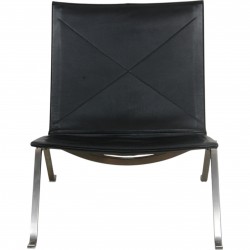 Poul Kjærholm Pk22 chair in black leather aura leather 2002