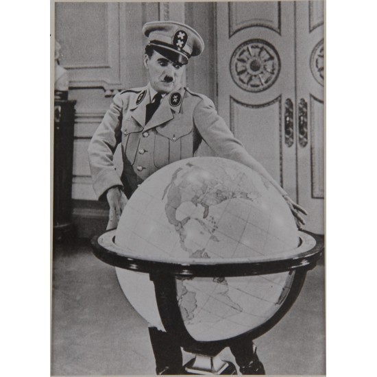 Charlie Chaplin,  Originale pressefotos fra filmen Diktatoren(1940) (2 stk)
