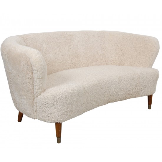 Danish 2.Seater sofa reupholstered in Sheepskin