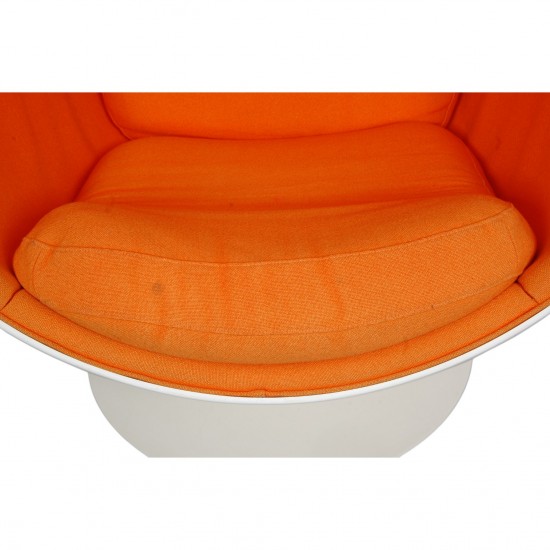 Eero Aarino ball chair i orange stof