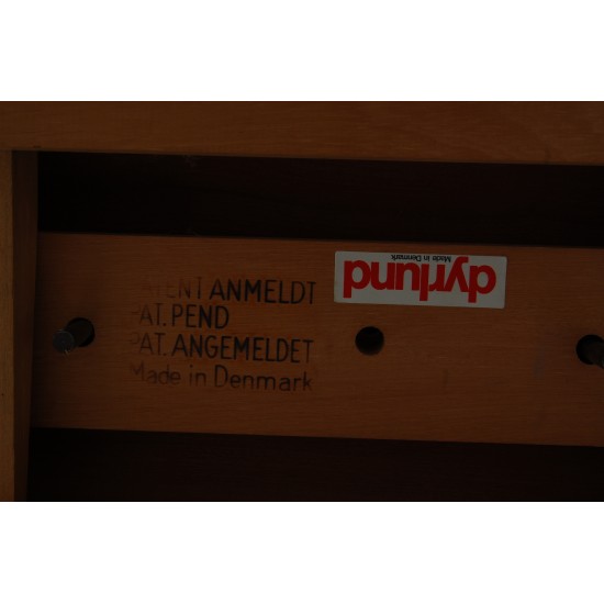 Dyrlund Circulare Flip-Flap Dining table of Rosewood