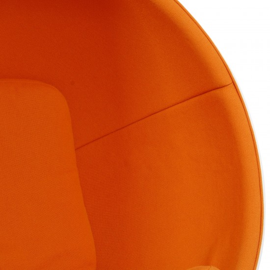 Eero Aarino Ball chair i Orange Hallingdal stof