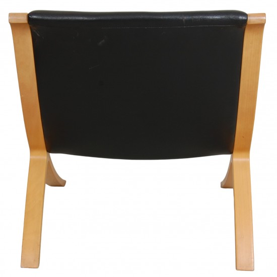 Hvidt og Mølgaard Ax lounge chair in black leather