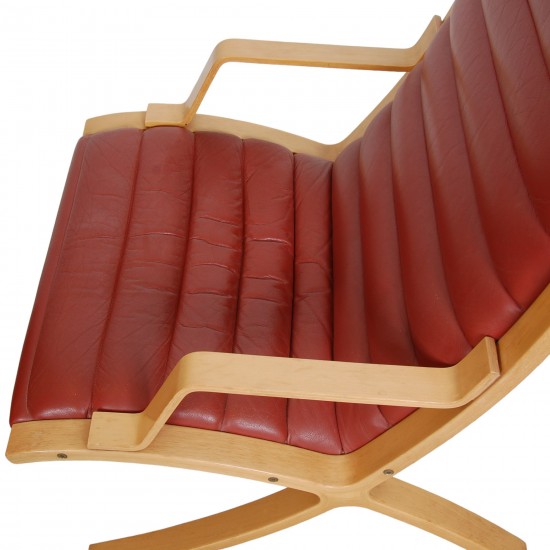 Hvidt og Mølgaard Ax loungechair in red leather 