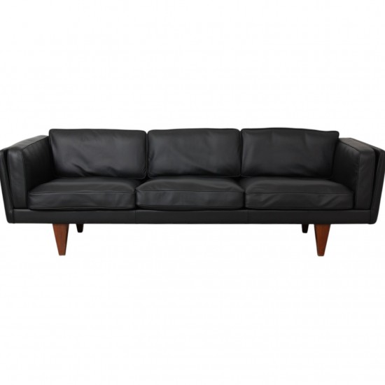 Illum Wikkelsø 3.seater V.11 sofa new reupholstered in black leather