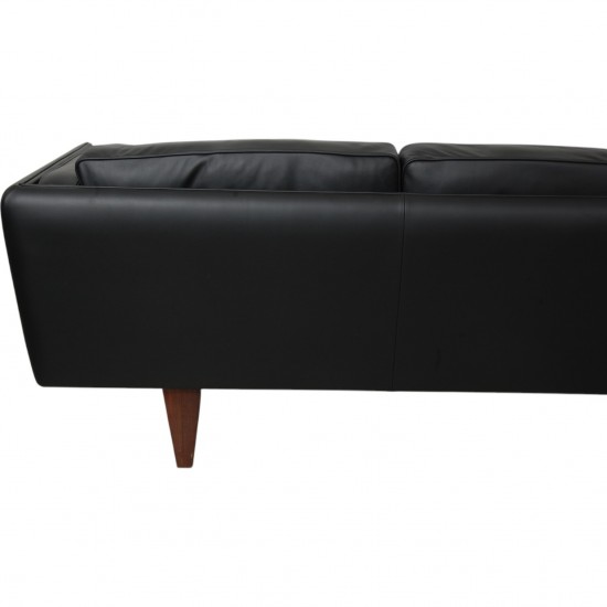 Illum Wikkelsø 3.seater V.11 sofa new reupholstered in black leather