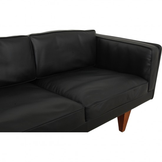 Illum Wikkelsø 3.seater V.11 sofa new reupholstered in black leather