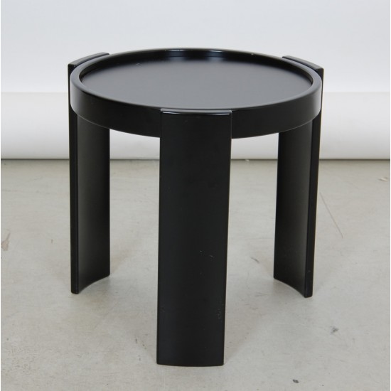 Cassina Model 780 Nesting tables (4)