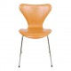 Set Arne Jacobsen Seven chairs in patinated cognac leather (6) 