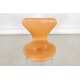 Set Arne Jacobsen Seven chairs in patinated cognac leather (6) 