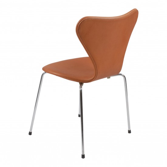 Arne Jacobsen syver stol, 3107, nypolstret i cognac anilin læder