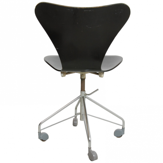Arne Jacobsen Office chair, 3117 black