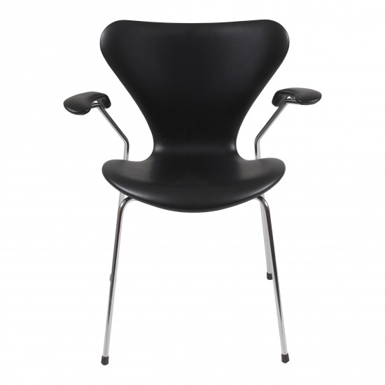 Arne Jacobsen seven armchair, 3207, newly upholstered with black classic leather