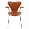Arne Jacobsen Syver armstol, 3207, nypolstret i Classic cognac læder