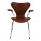Arne Jacobsen Syver armstol, 3207, nypolstret i mokka classic læder