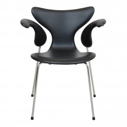 Arne Jacobsen Mågen armstol 3208 nypolstret i sort anilin læder Arne Jacobsen Mågen armstol 3208 nypolstret i sort anilin læder