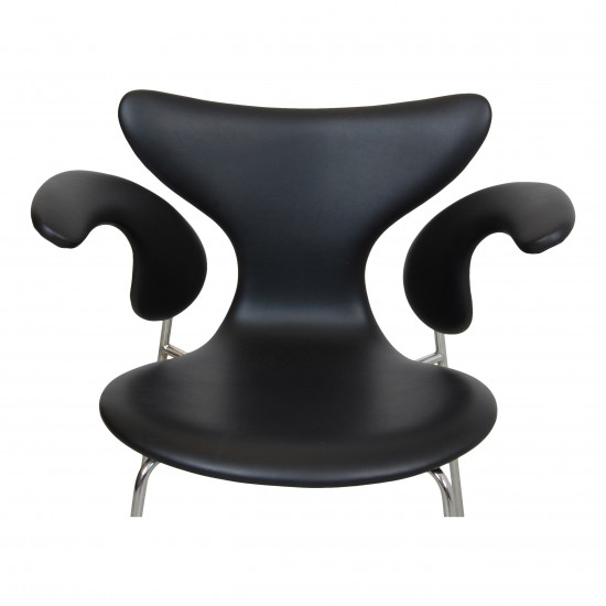 Arne Jacobsen Lily armchair 3208 newly upholstered in black aniline leather