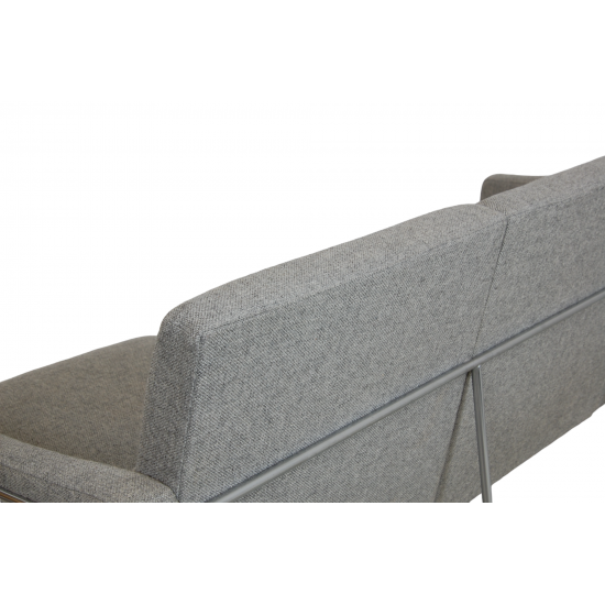 Arne jacobsen 3.seater Airport sofa in grey Hallingdal fabric