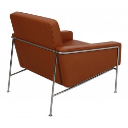 Arne Jacobsen Airport chair with Nevada cognac aniline leather