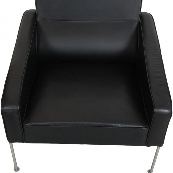 Arne Jacobsen 3301 Lounge chair in black leather