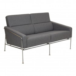 Arne Jacobsen 2 personers Lufthavnssofa model 3302 Arne Jacobsen 2 personers Lufthavnssofa model 3302