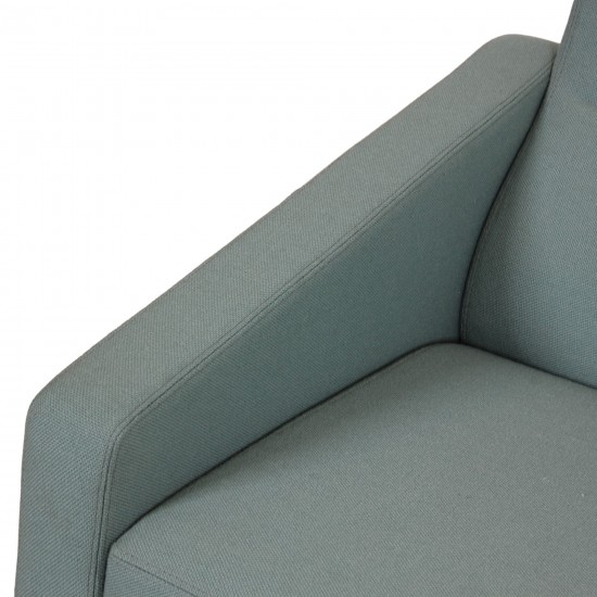 Arne Jacobsen 3303 3.seater sofa in blue fabric