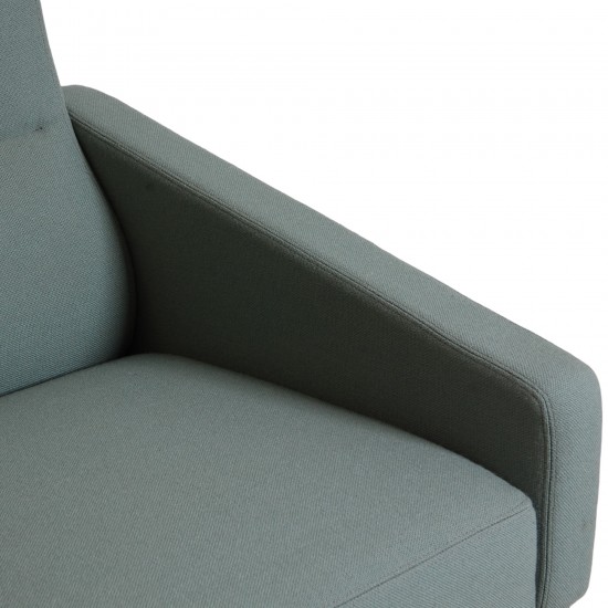 Arne Jacobsen 3303 3.seater sofa in blue fabric