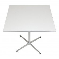 Arne Jacobsen square table white 80x80 cm Arne Jacobsen square table white 80x80 cm