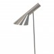Arne Jacobsen Ny standerlampe i poleret stål